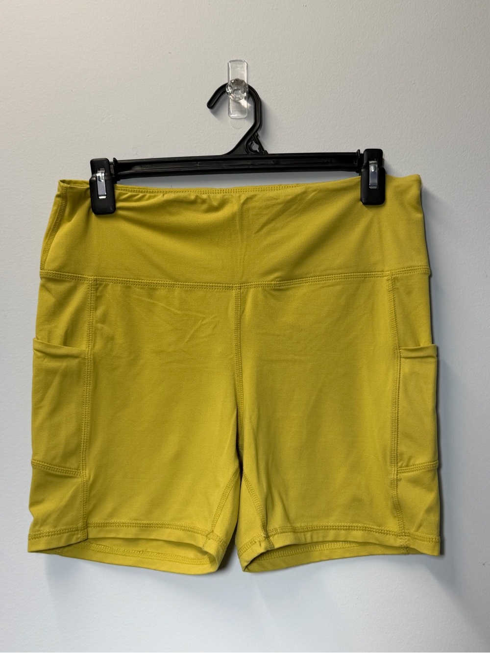 Rae Mode Buttersoft High Waisted Biker Shorts with Pockets Size L